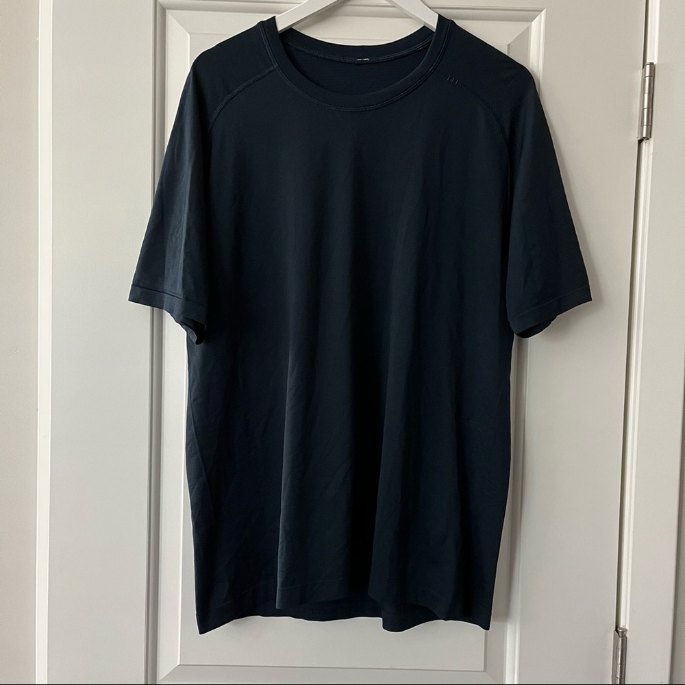 LULULEMON Mens Lightweight Tshirt